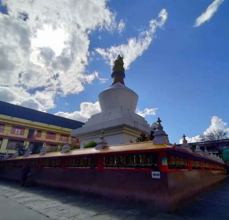 Do Drul Chorten Stupa